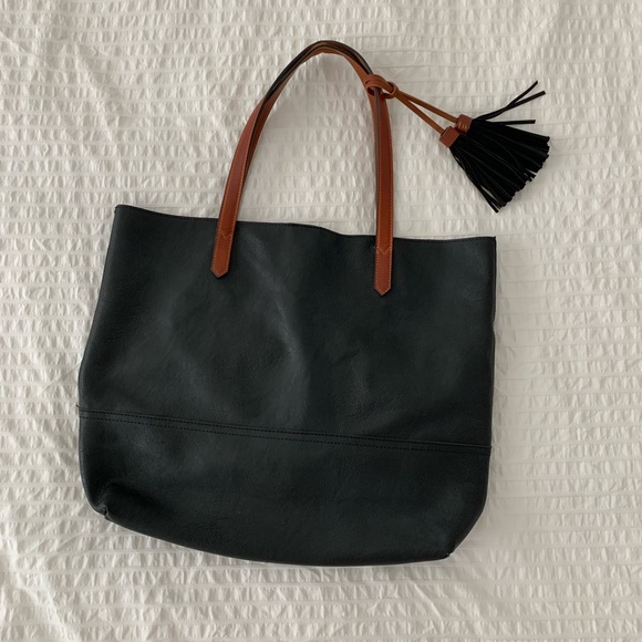 Black Leather Shoulder Bag - Picture 1 of 3